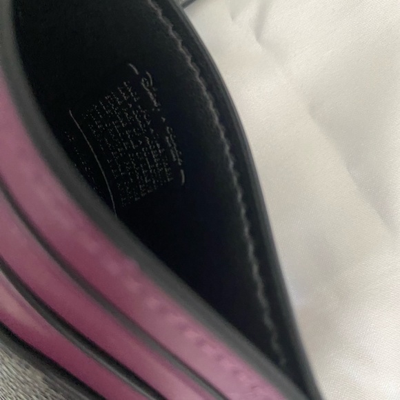 Disney X Coach limited edition Dumbo belt bag with matching card holder - Picture 7 of 9